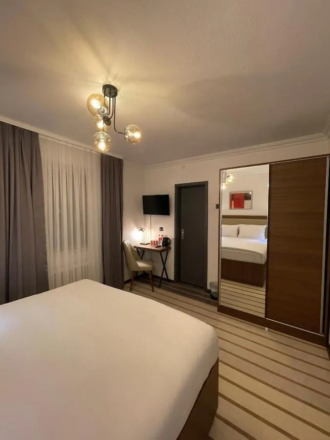 ***  Hotel Casa Andalucia Халльбергмос Германия