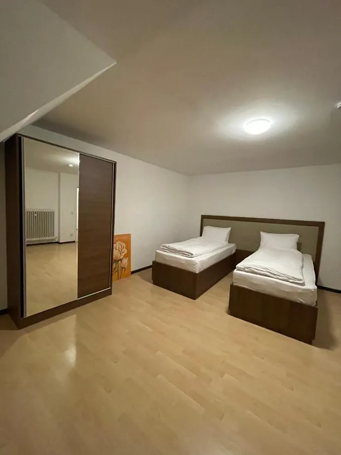Hostel Casa Andalucia Hallbergmoos