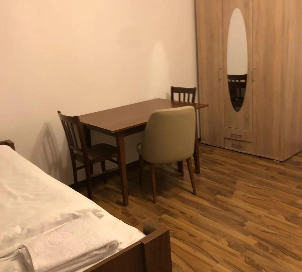 Hostel Casa Andalucia Hallbergmoos 0*,
