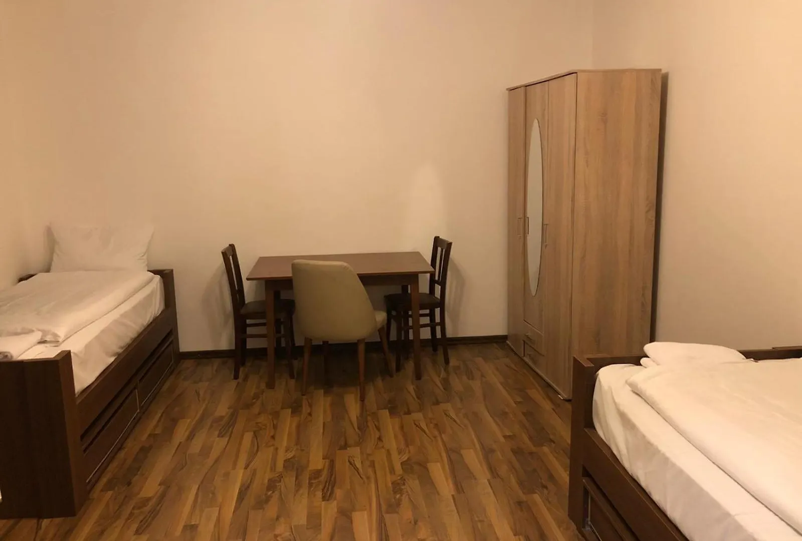Hostel Casa Andalucia Hallbergmoos